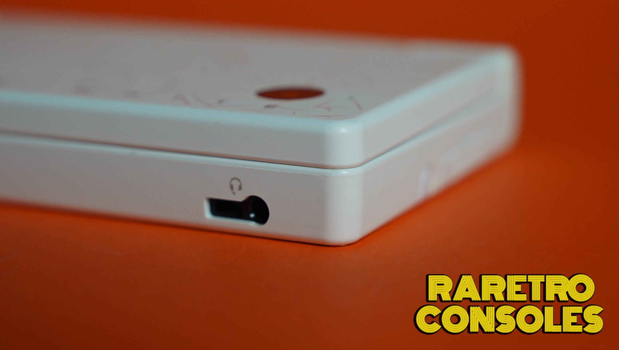 Nintendo DSi Pokémon White Limited Edition | Raretro Consoles