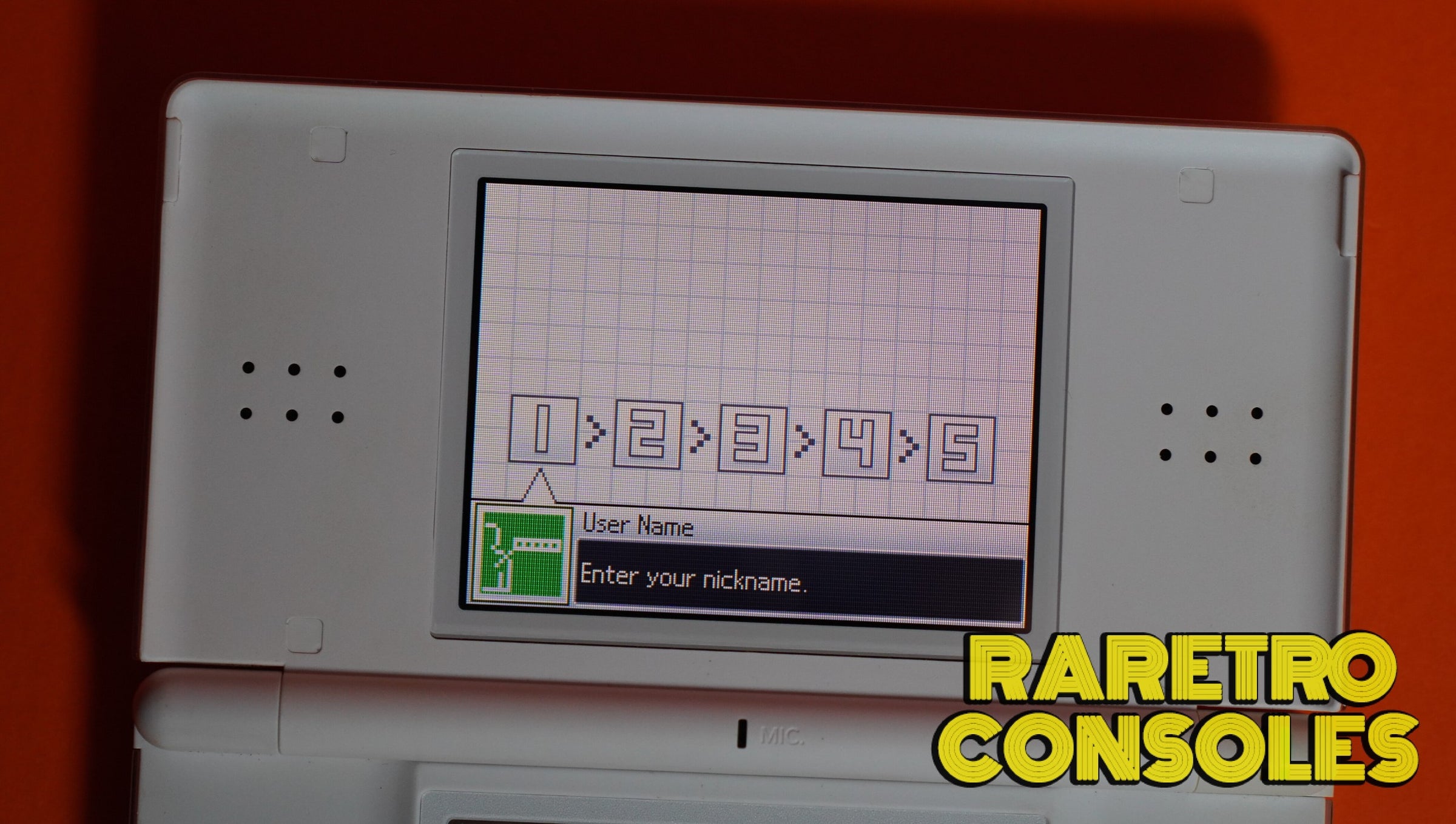 Nintendo DS Lite in Crystal White with Box | Raretro Consoles