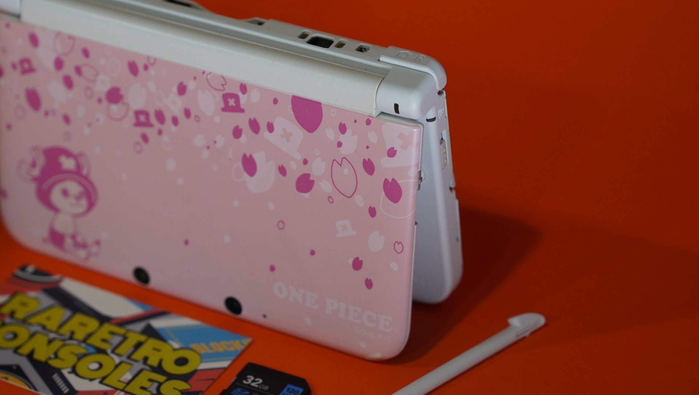 Pink One Piece Chopper Nintendo 3DS XL - Japanese Exclusive 