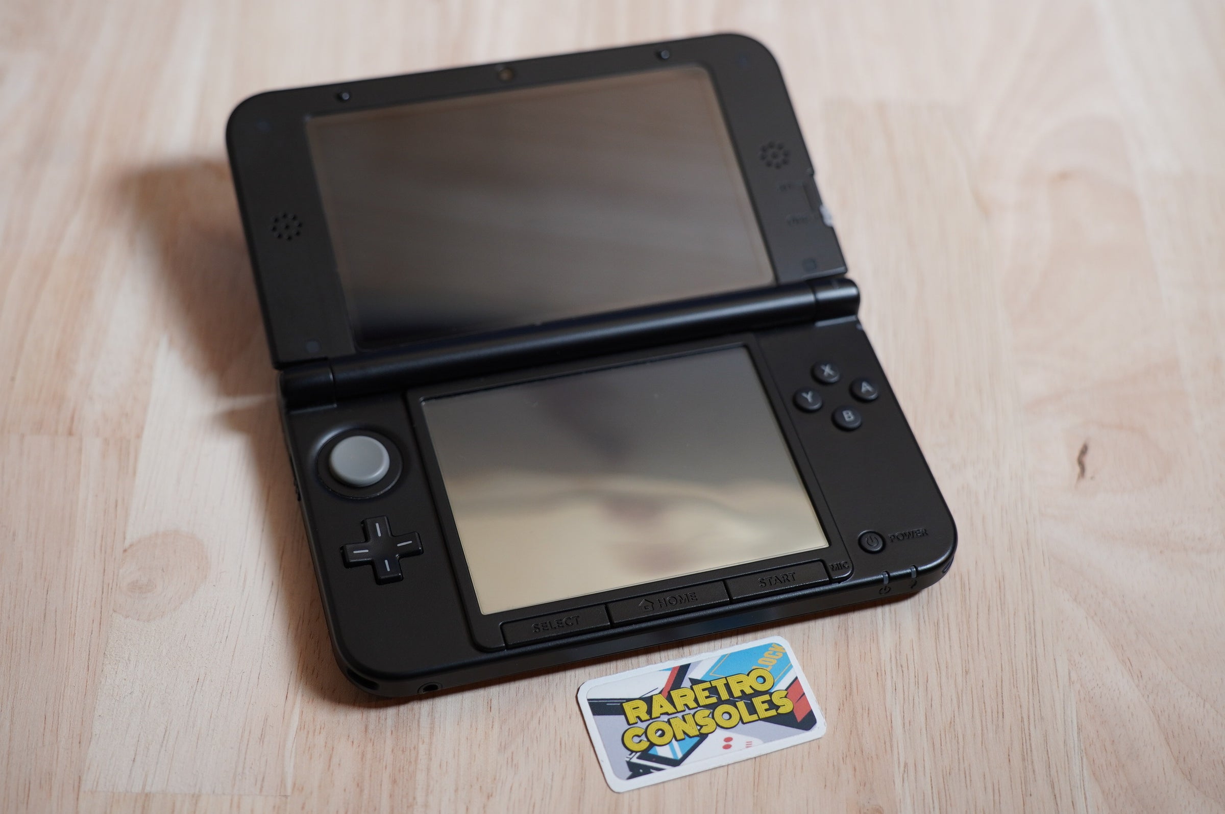 Nintendo 3DS XL Super Robot Wars UX with Box | Raretro Consoles