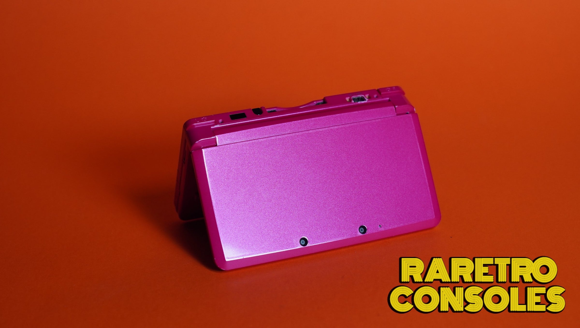 Gloss Pink Nintendo 3DS (Hot Pink) | Raretro Consoles