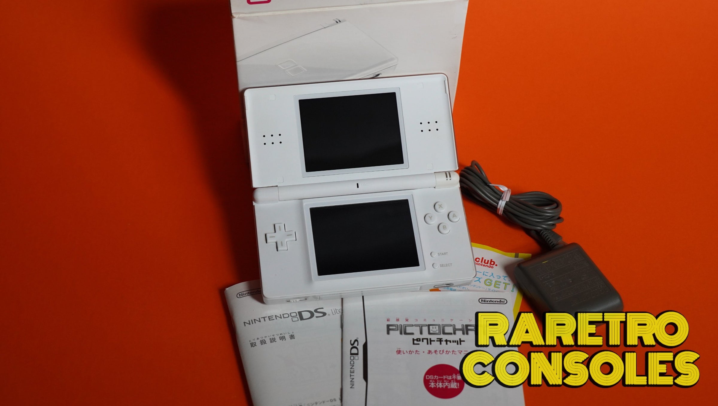 Nintendo DS Lite in Crystal White with Box | Raretro Consoles