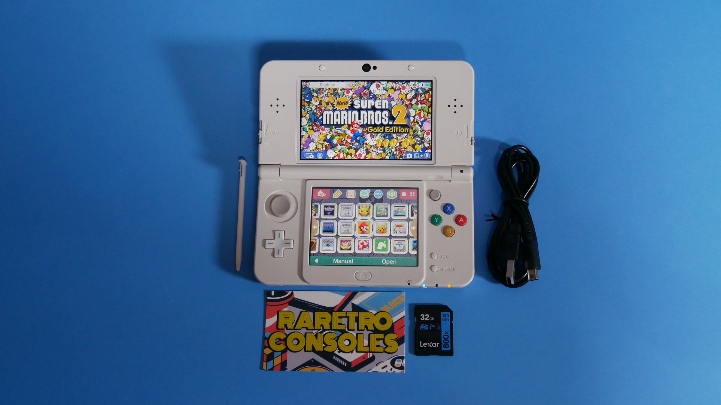 任天堂3ds New Nintendo 3DS in White with No. 025 Pink Mario Embossed Plates