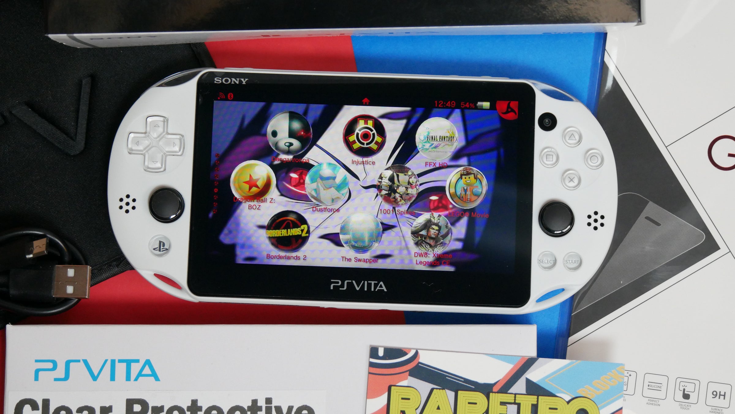 ☆新品☆PS Vita 本体 「Fate/EXTELLA Edition」 Sony PlayStation Vita Slim 2000 Fate/EXTELLA Limited Model With