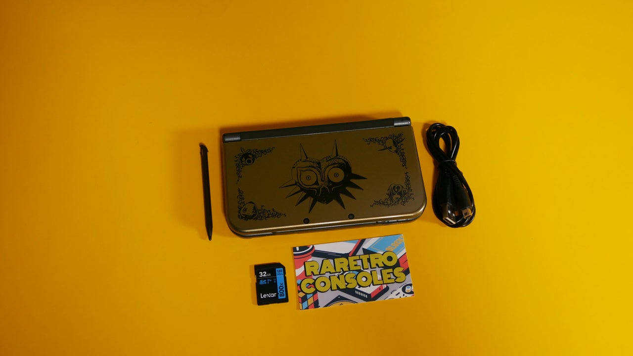 Nintendo New 3DS XL | Raretro Consoles