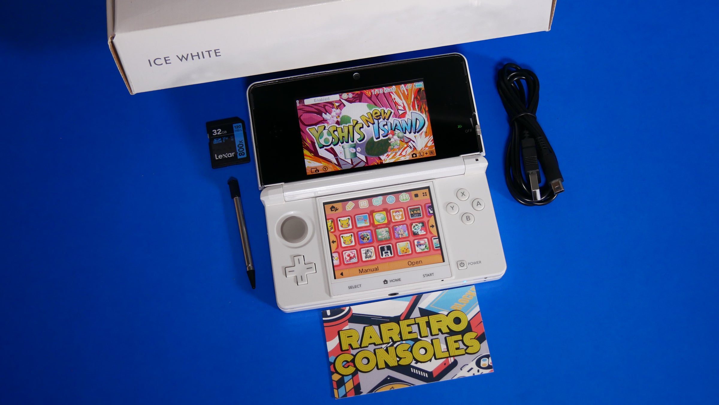 Nintendo 3DS in Ice White with original box | Raretro Consoles