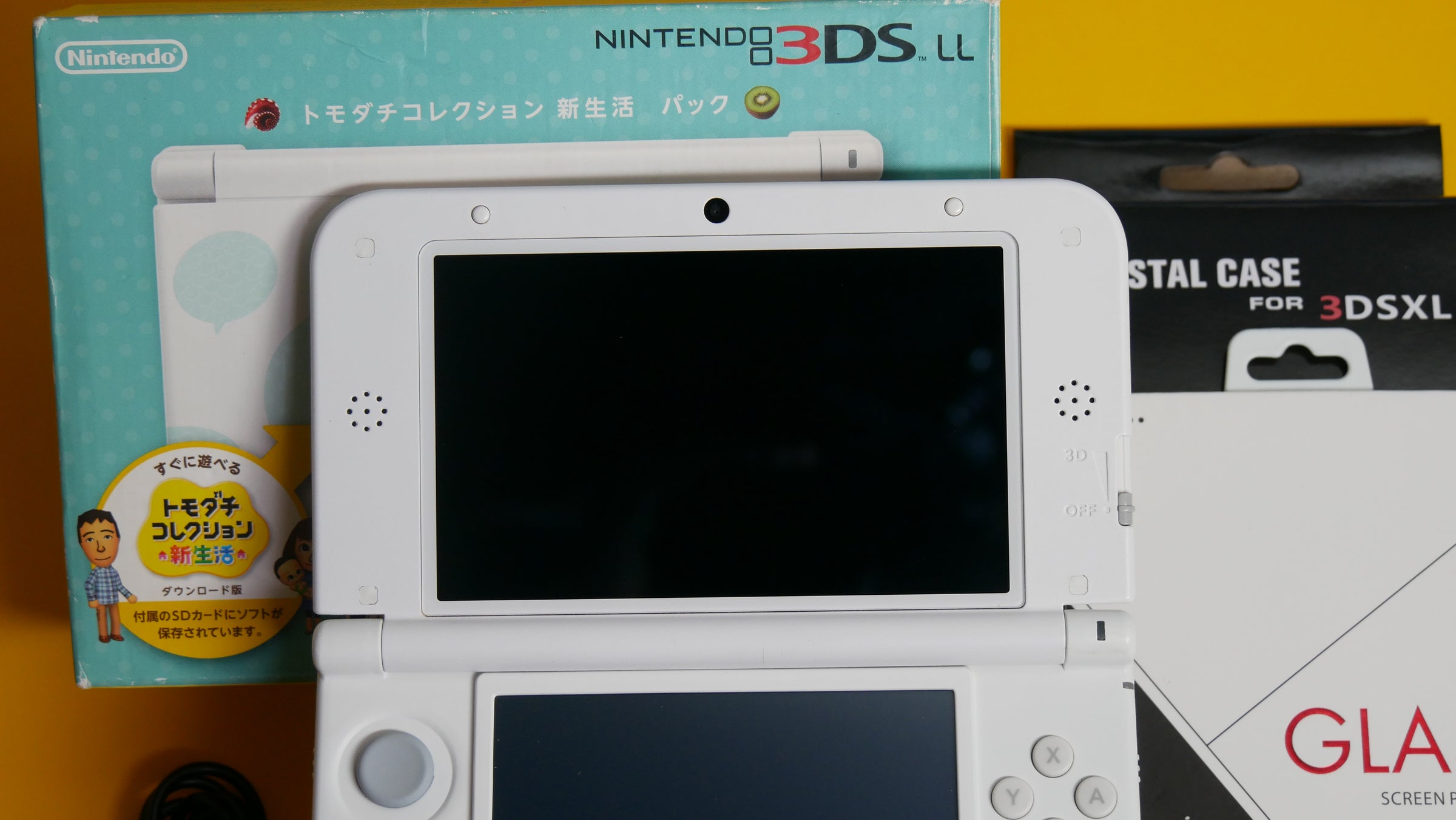 Nintendo 3DS XL Tomodachi Collection New Life Limited Edition with