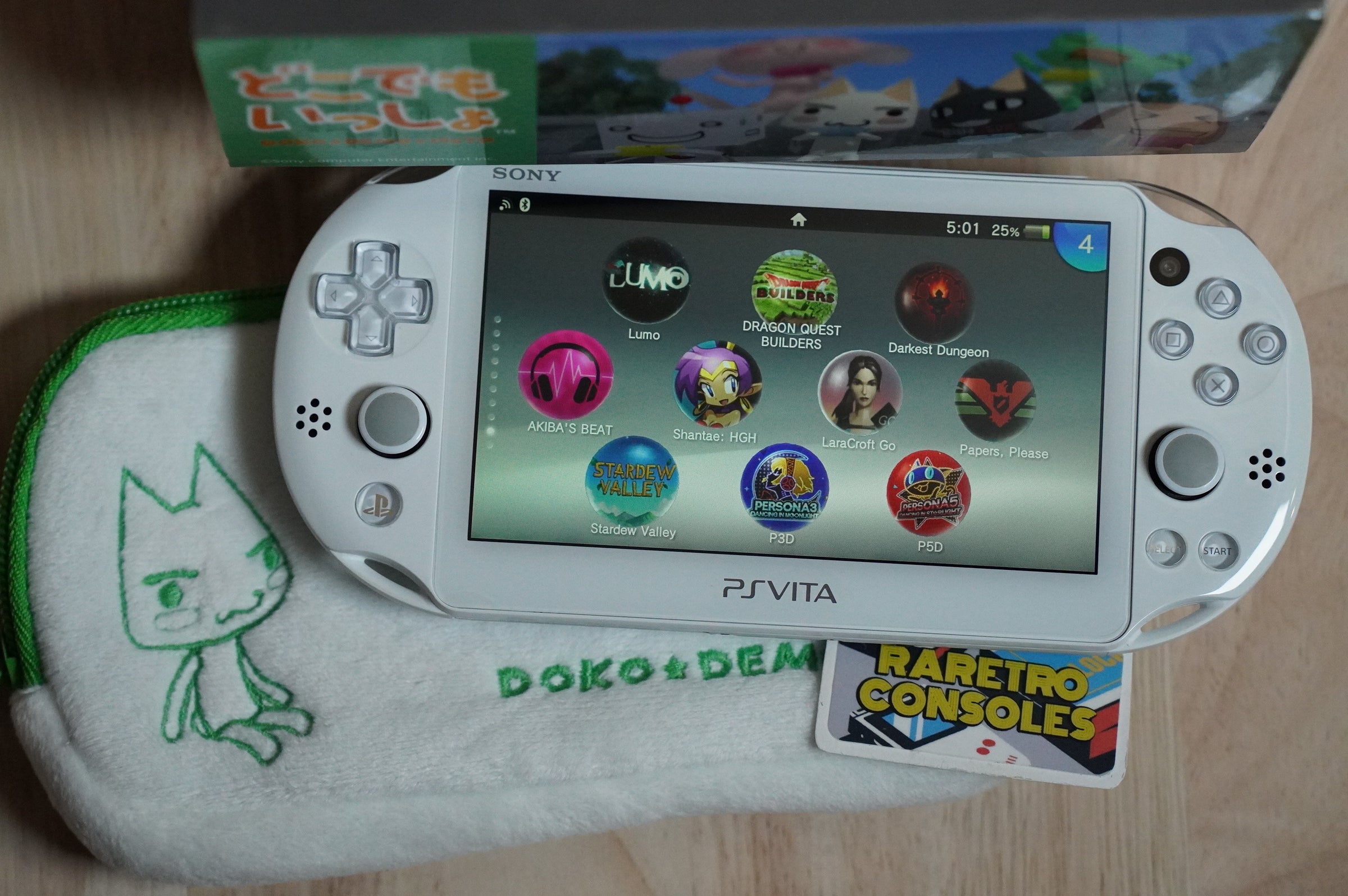 Playstation Vita 2000 Doko Demo Issyo White Console With Box