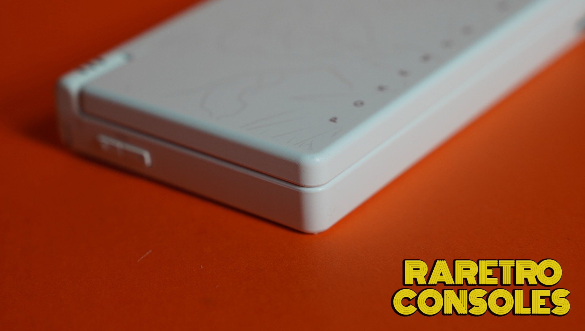 Nintendo DSi Pokémon White Limited Edition | Raretro Consoles