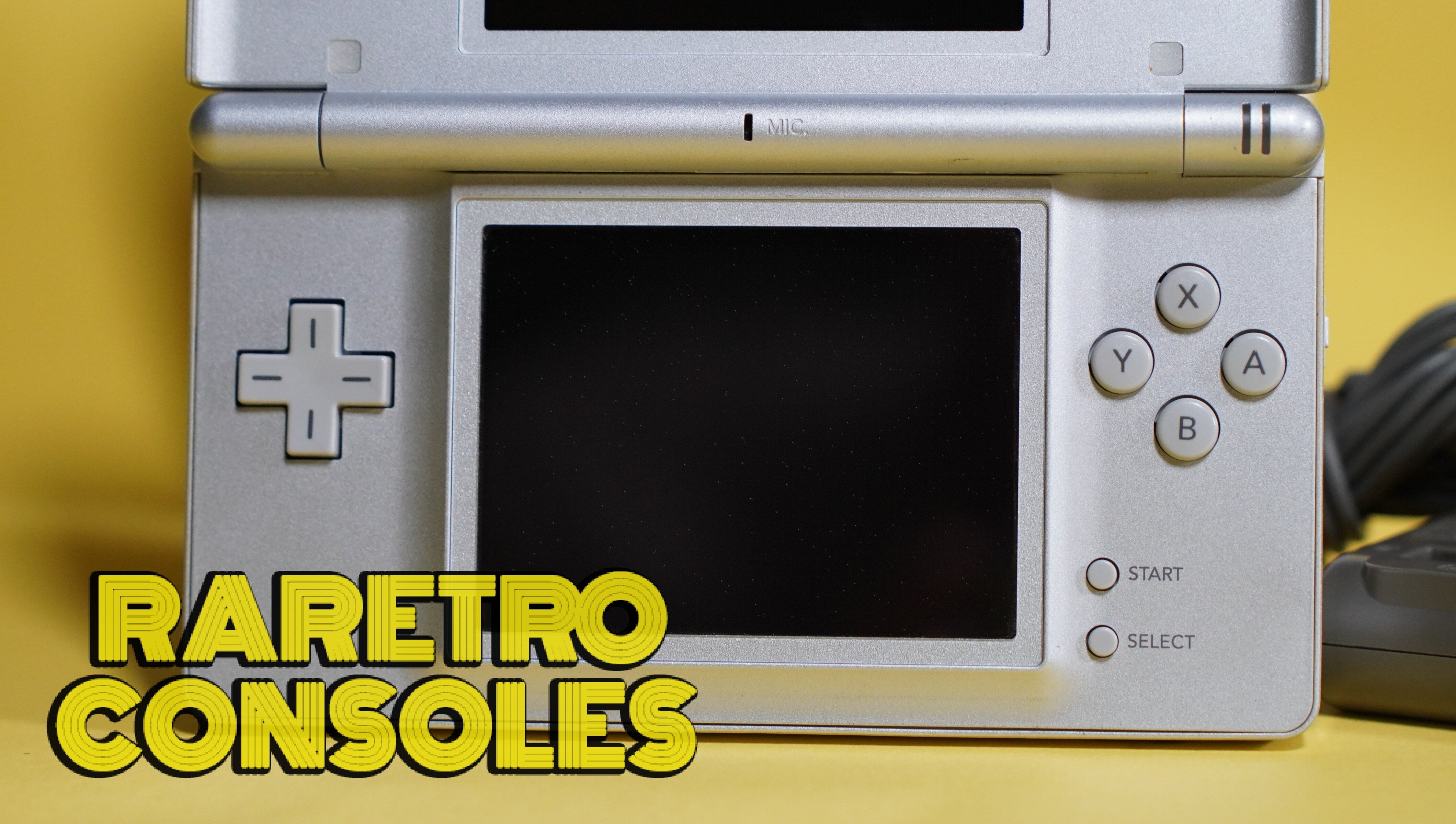 Nintendo DS Lite in Gloss Silver with Box | Raretro Consoles