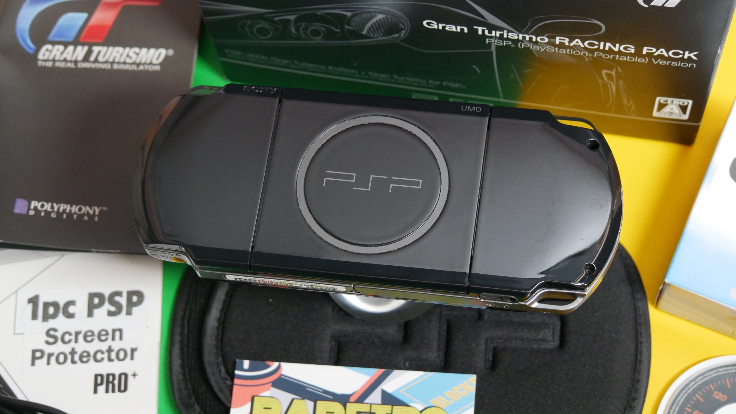 Sony PSP 3000 Limited Edition Gran Turismo Racing Pack with Sony PSP 3000 Limited Edition Gran Turismo Racing Pack with