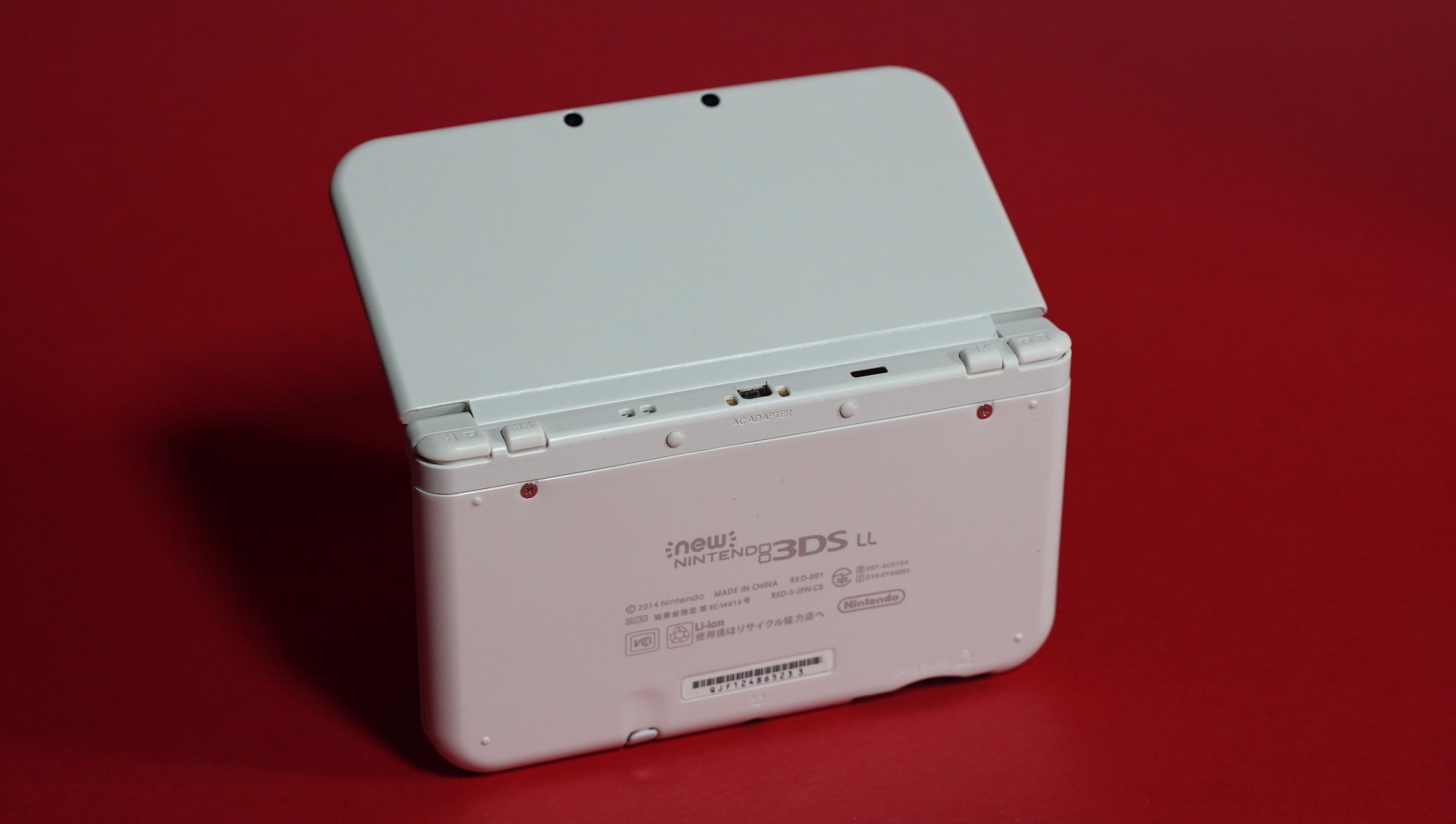New Nintendo 3DS XL in Pearl White with USB C | Raretro Consoles