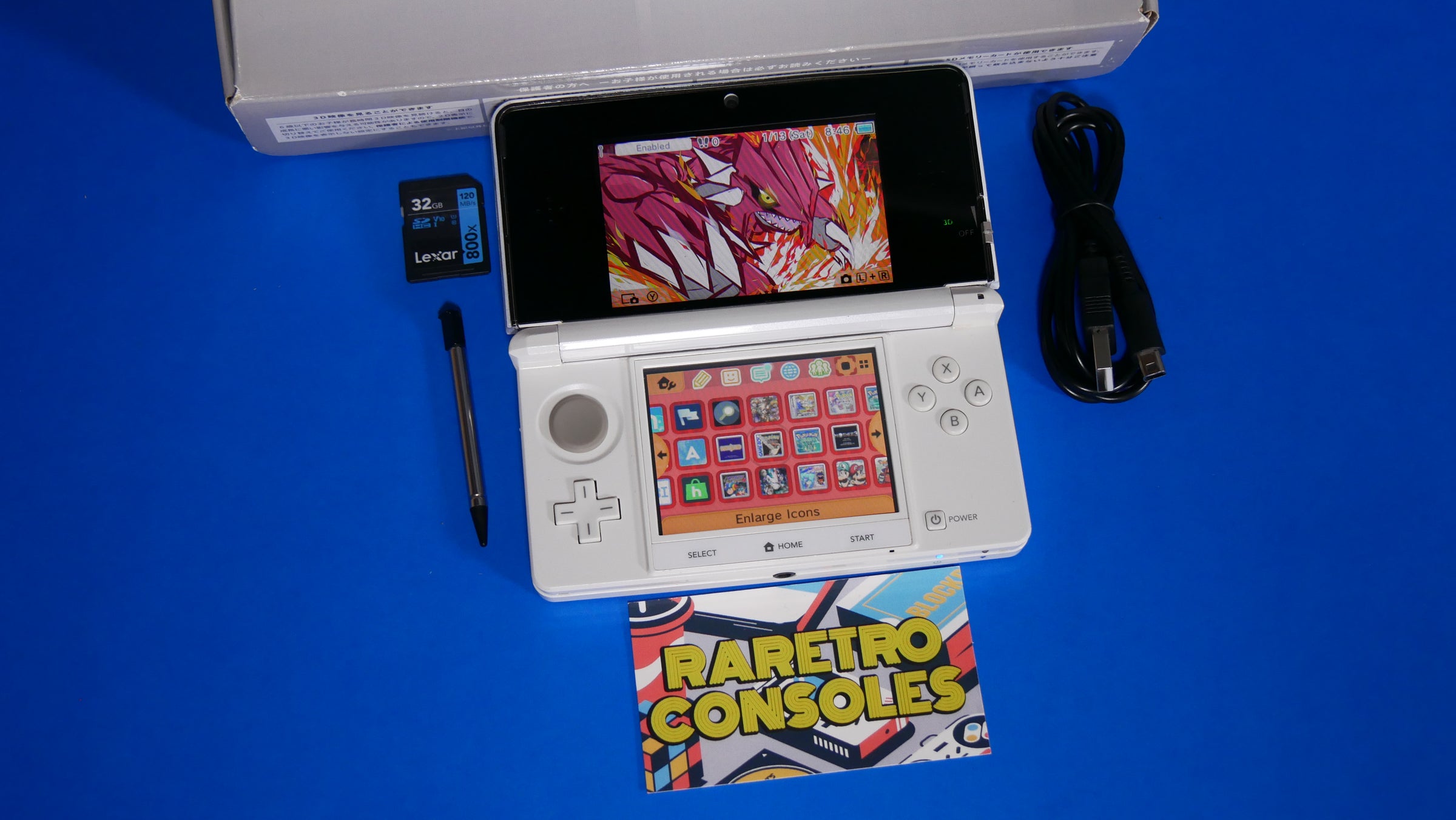 Nintendo 3DS in Ice White with original box | Raretro Consoles