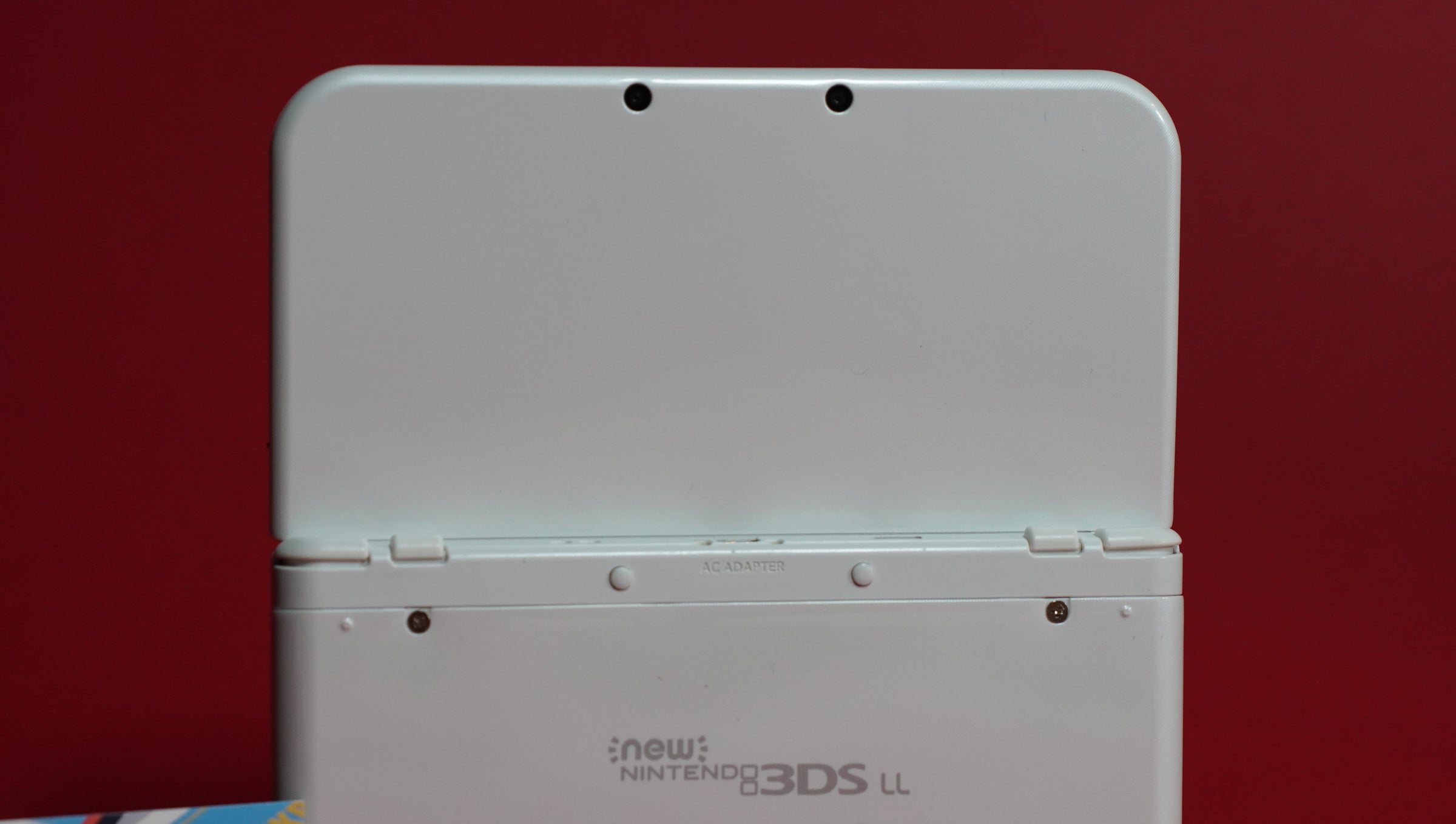 New Nintendo 3DS XL in Pearl White with USB C | Raretro Consoles