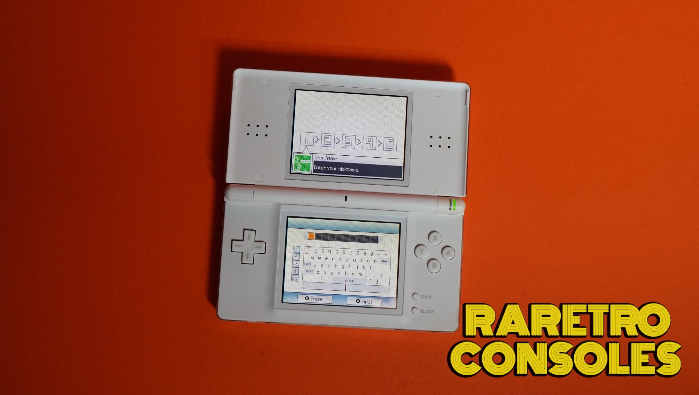 Nintendo DS Lite in Crystal White with Box | Raretro Consoles