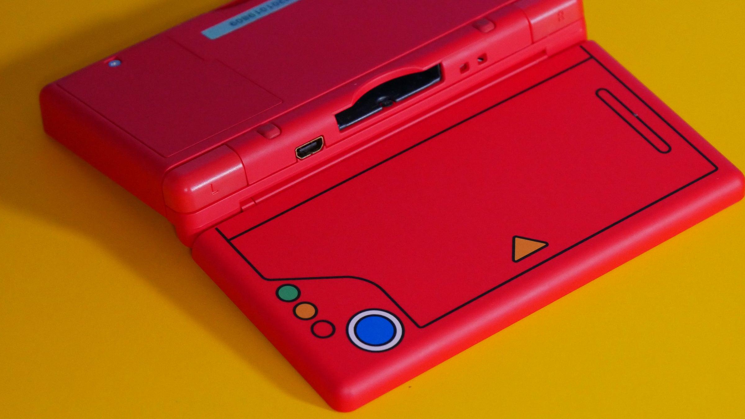 アイボリー DS LITE CUSTOM Custom Nintendo DS Lite Pokédex Edition | Raretro Consoles