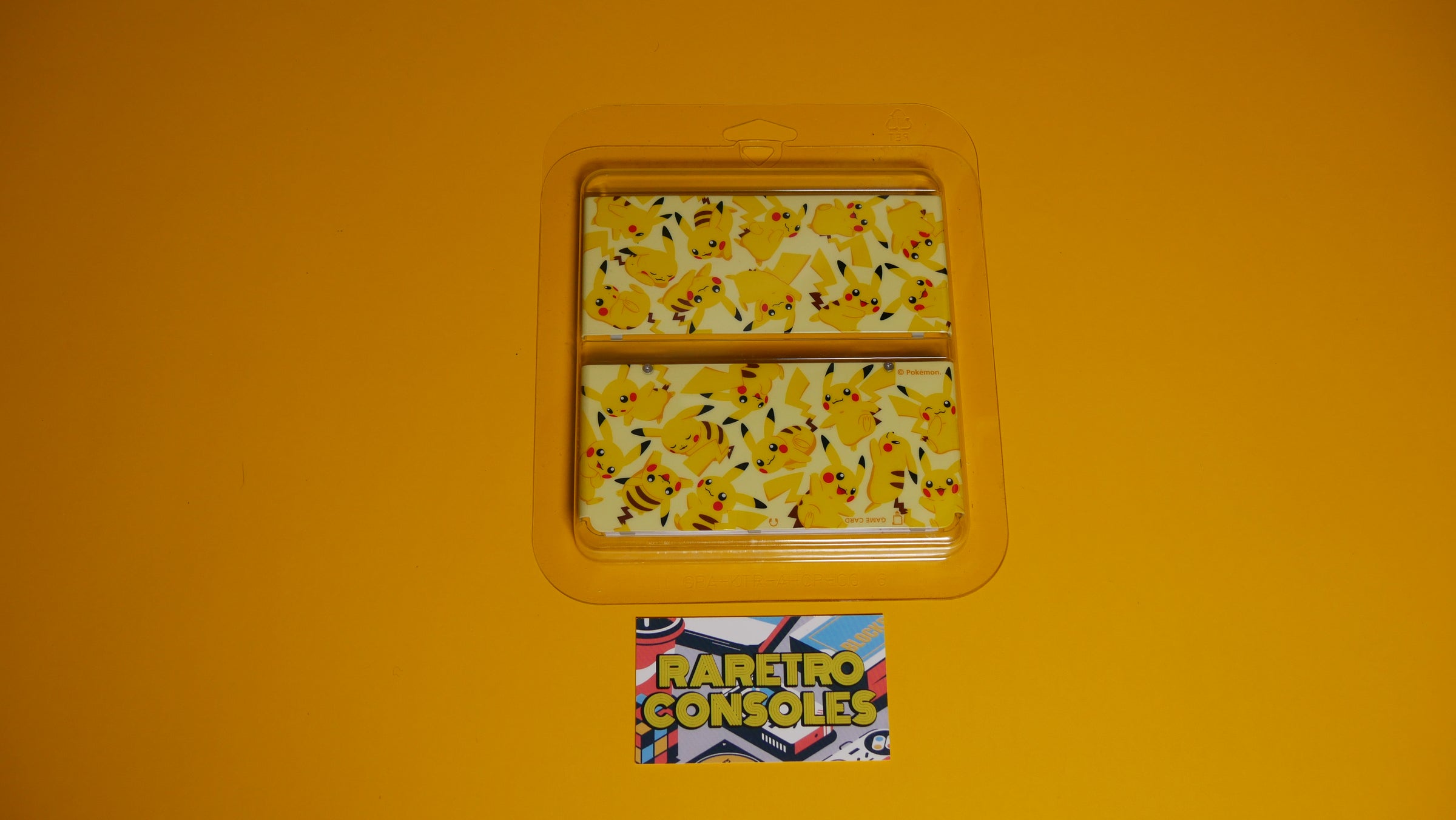 New Nintendo 3DS Cover Plates No. 057 Pikachu | Raretro Consoles