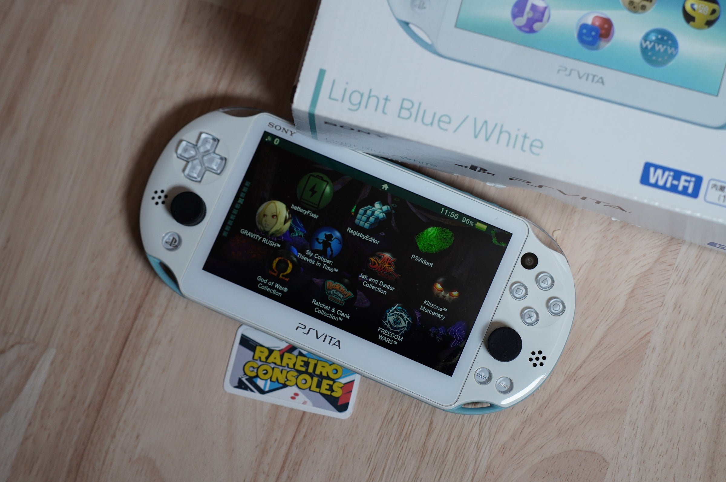 SONY プレステーションVita model2000 81d1kmbXn7L._UF350,350_QL80_.jpg
