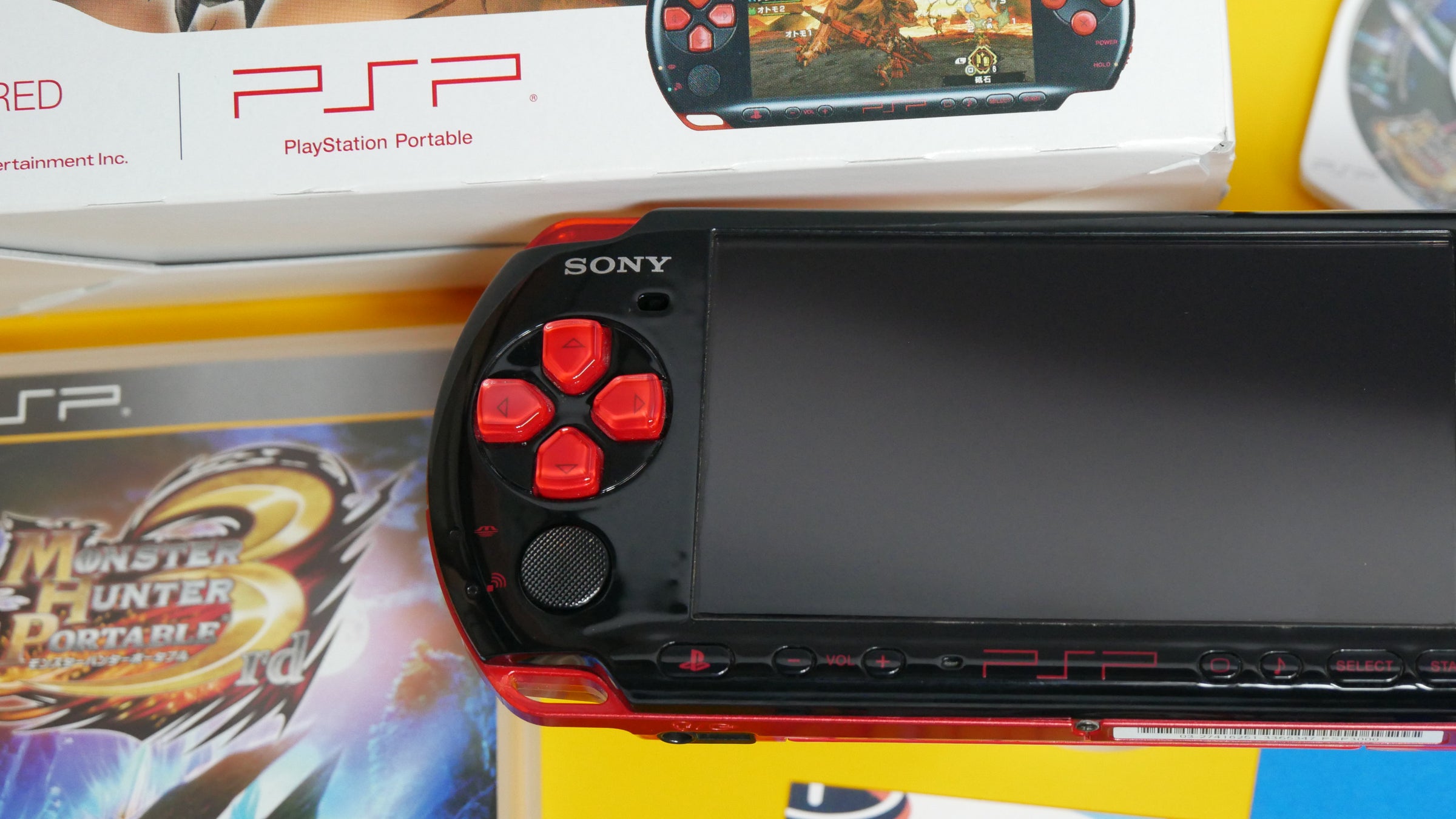 Monster Hunter Portable 3rd Red x Black PSP 3000 With Box