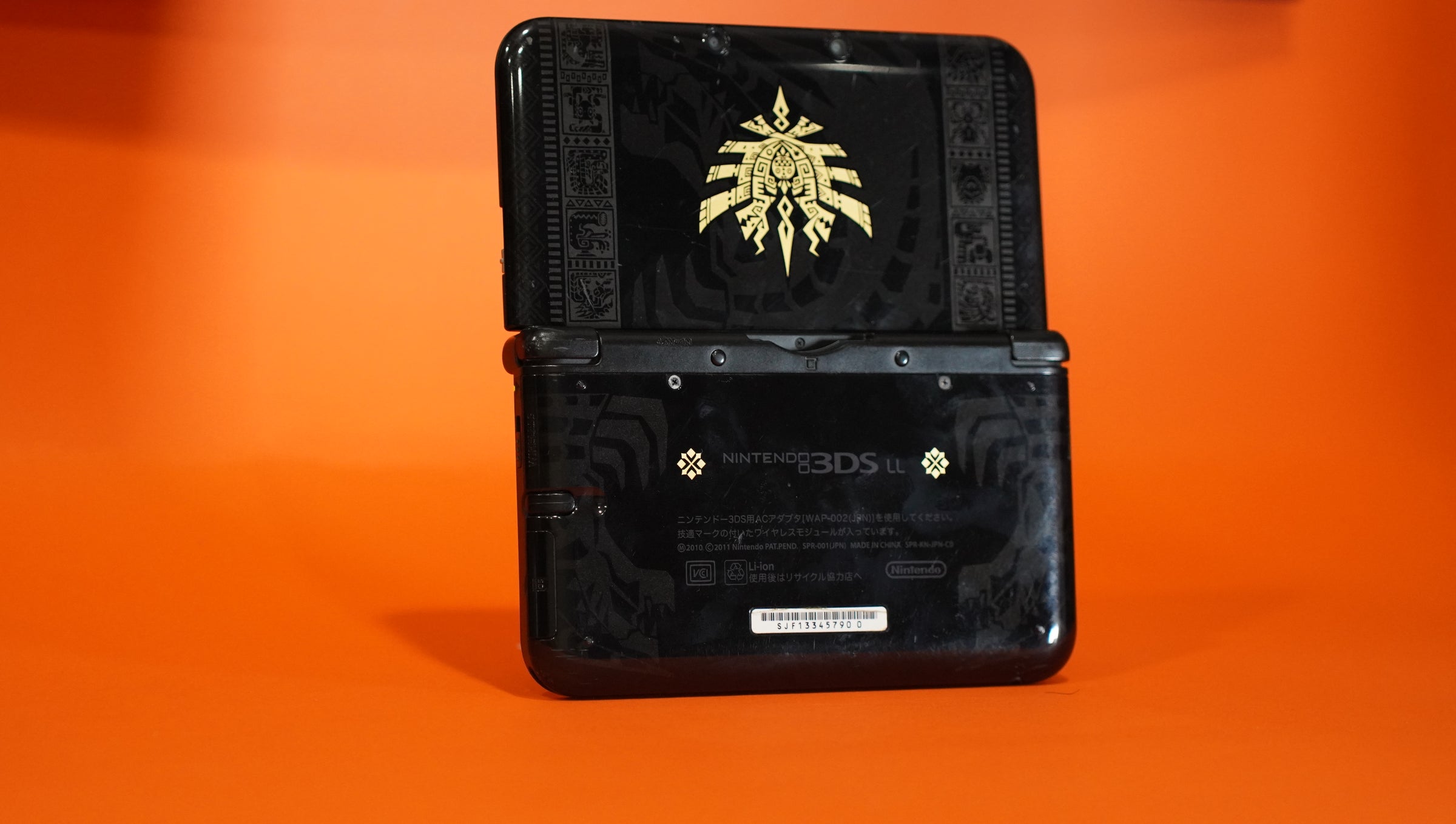 モンスターハンター限定モデル Nintendo 3DS XL Monster Hunter 4 Limited Edition With Box