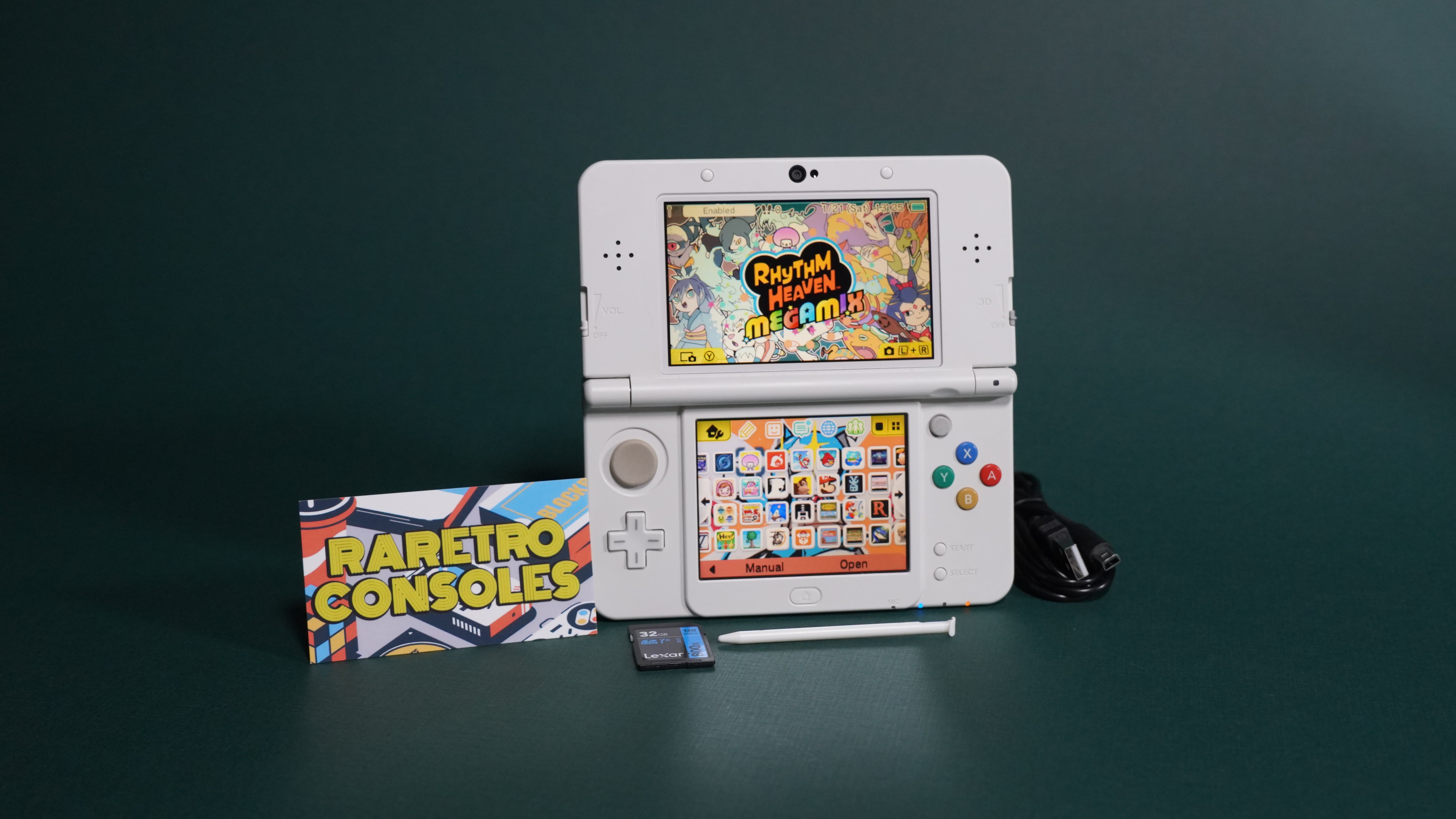 New Nintendo 3DS with No. 054 - Yo-Kai Watch Jibanyan Plates