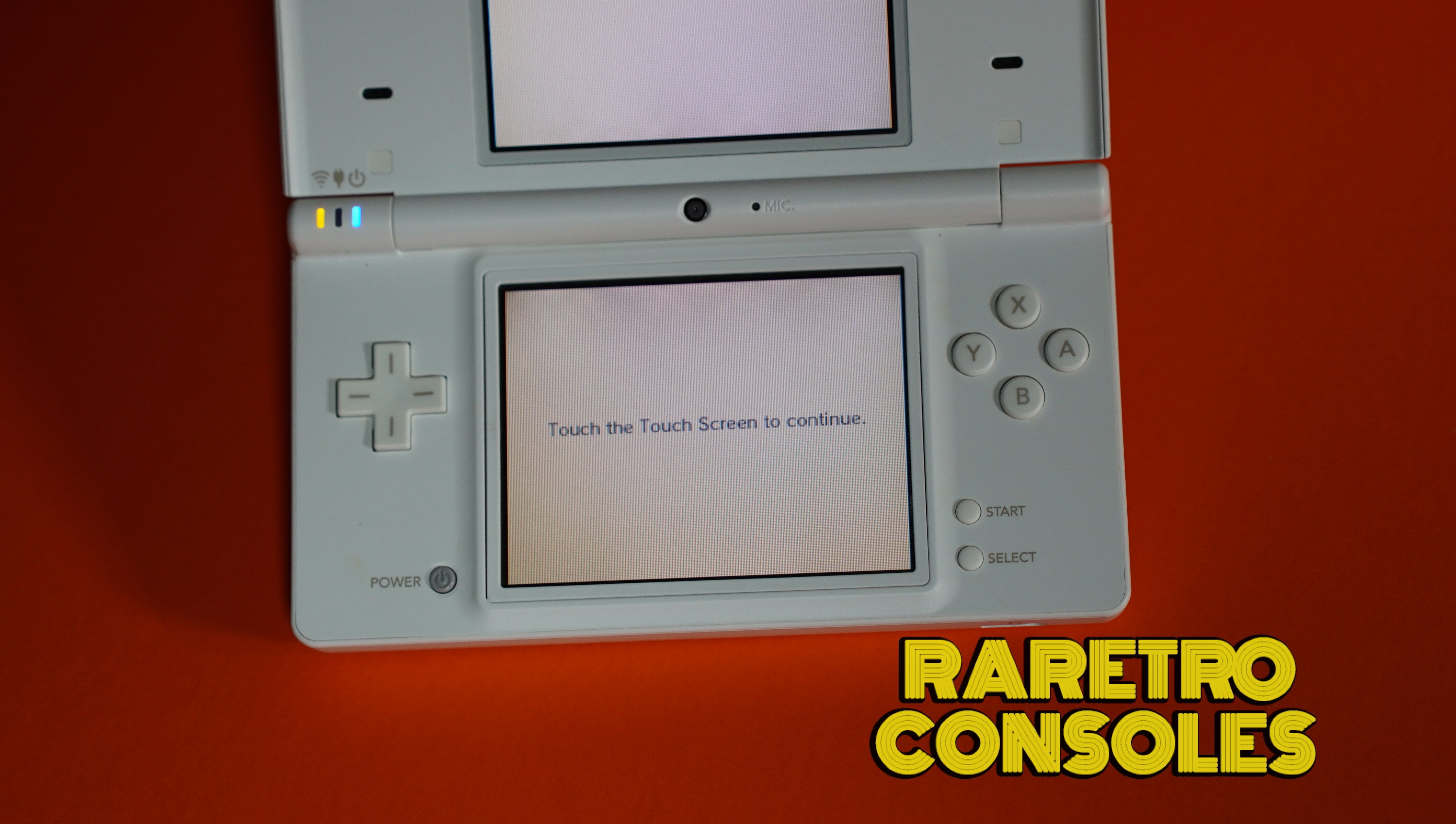 Nintendo DSi in White with Box | Raretro Consoles