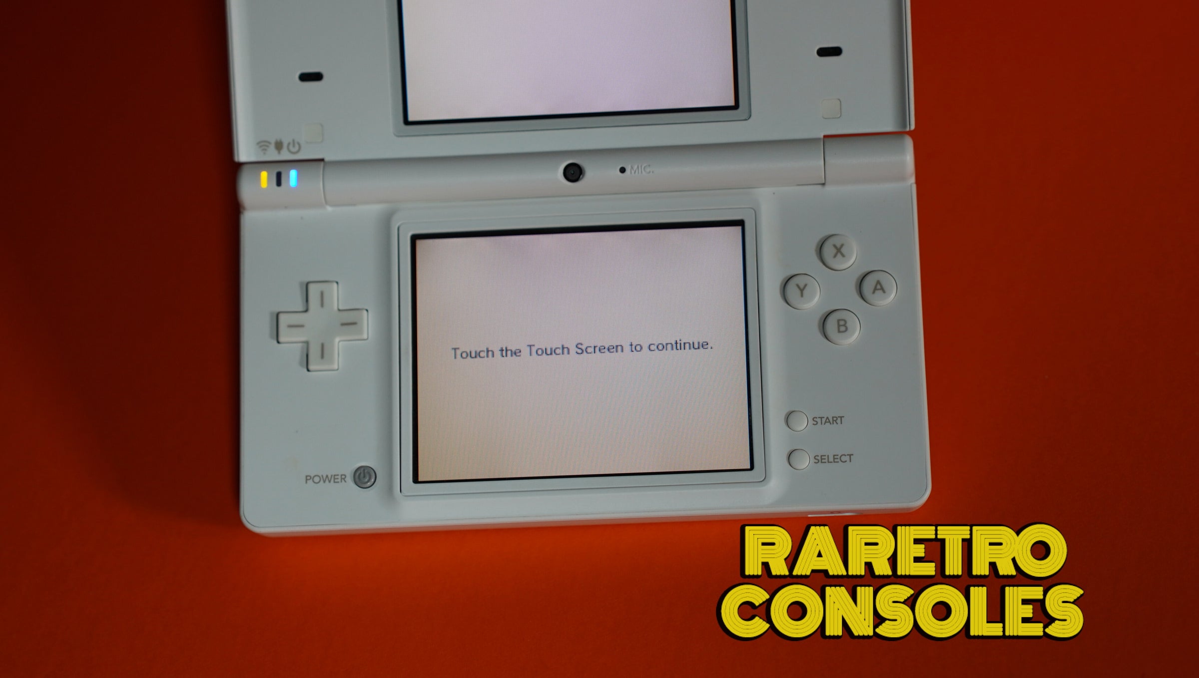 Nintendo DSi in White with Box | Raretro Consoles