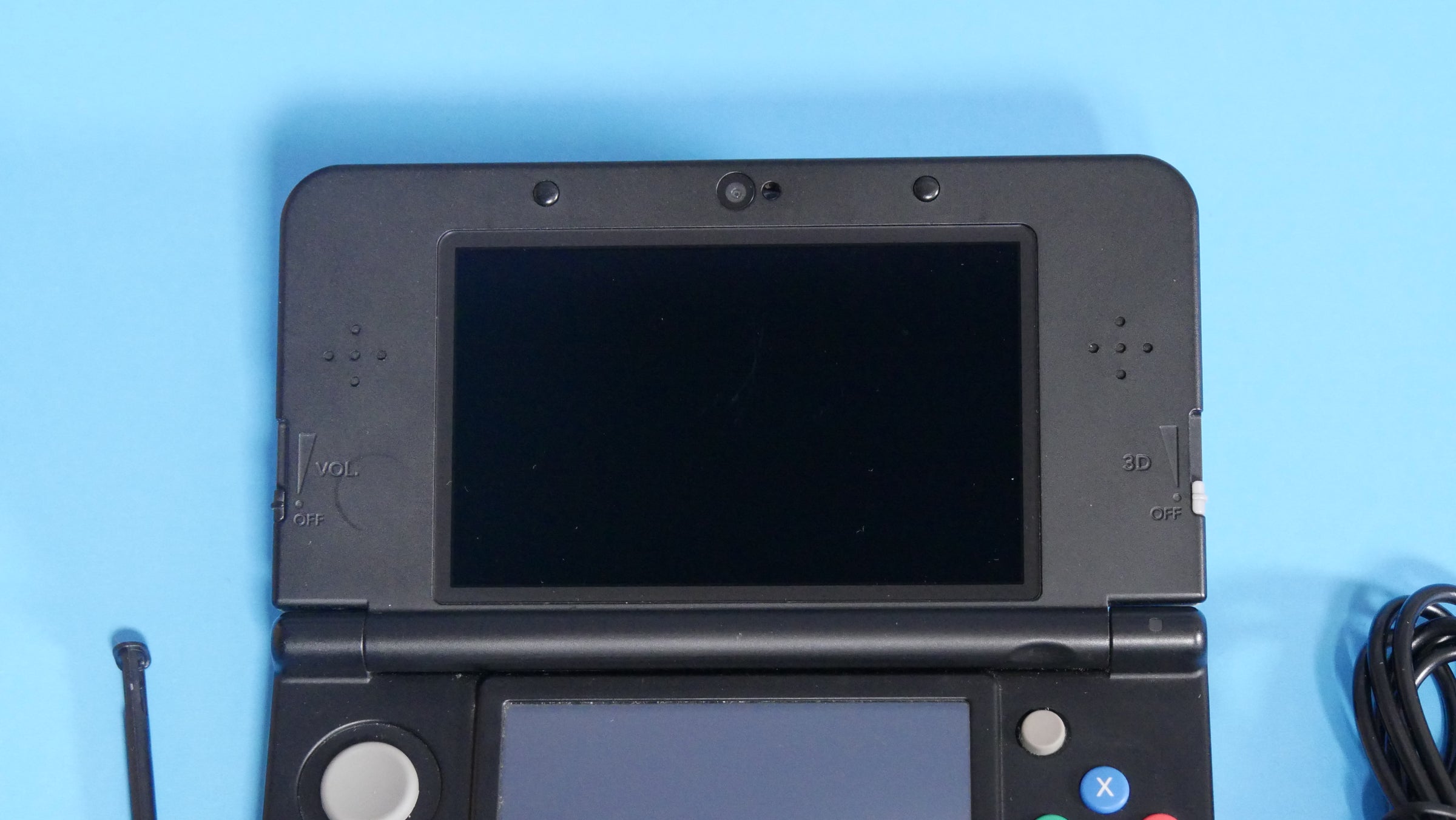 New Nintendo 3DS with No. 053 Boo Clouds Plates | Raretro Consoles