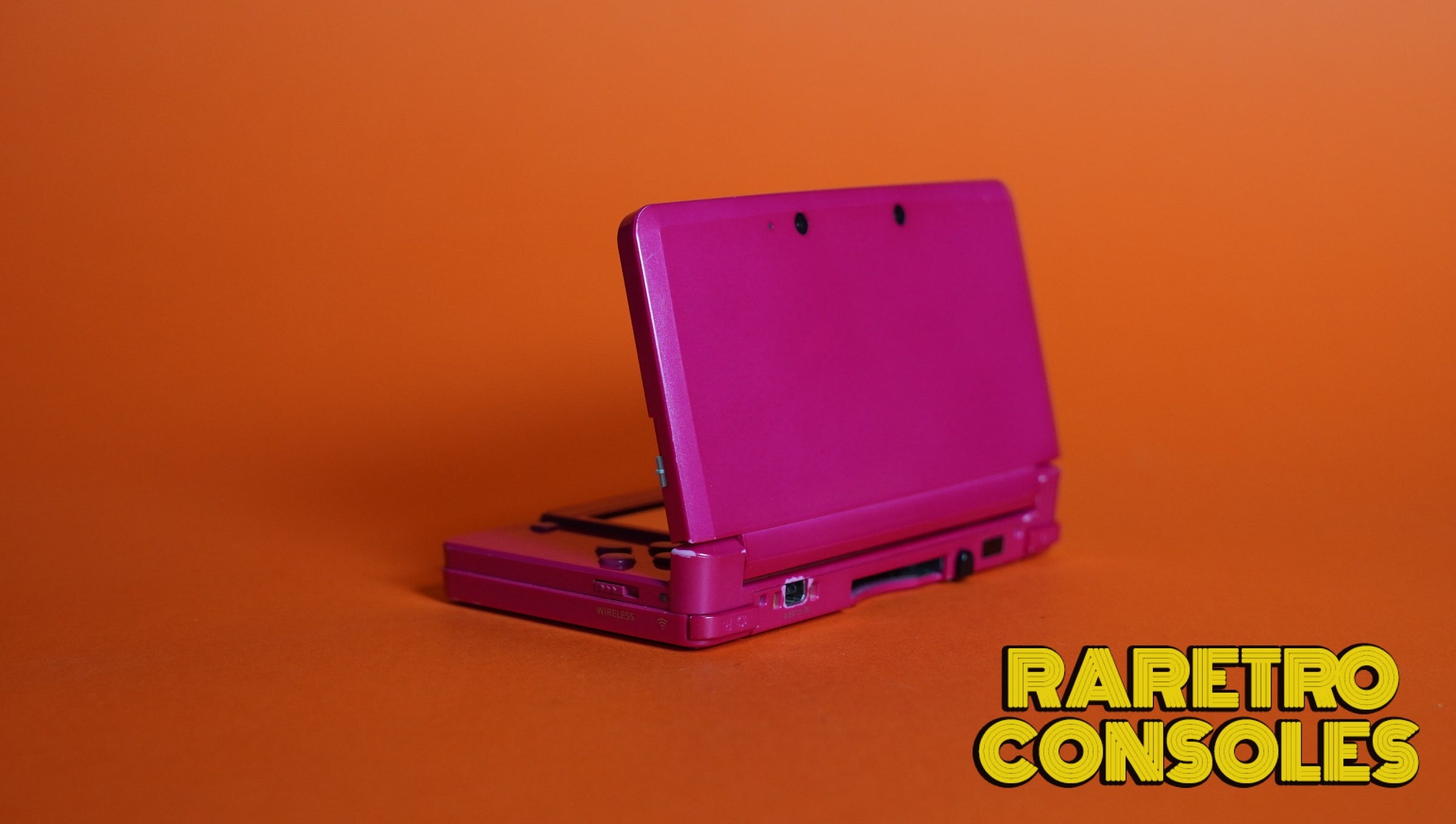 Gloss Pink Nintendo 3DS (Hot Pink) | Raretro Consoles