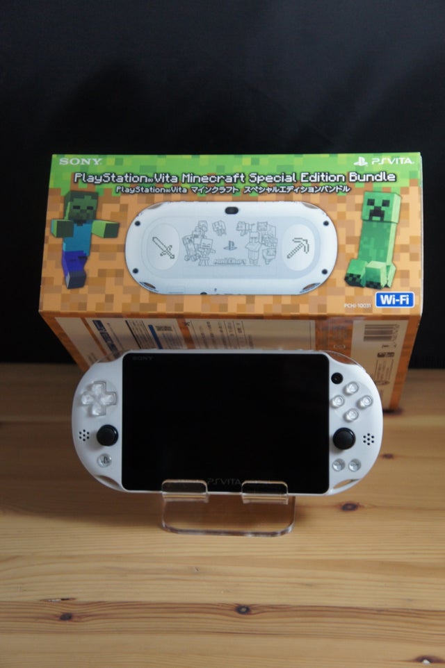 PSVita マイクラモデル ゲオ公式通販サイト/ゲオオンラインストア【中古】Minecraft